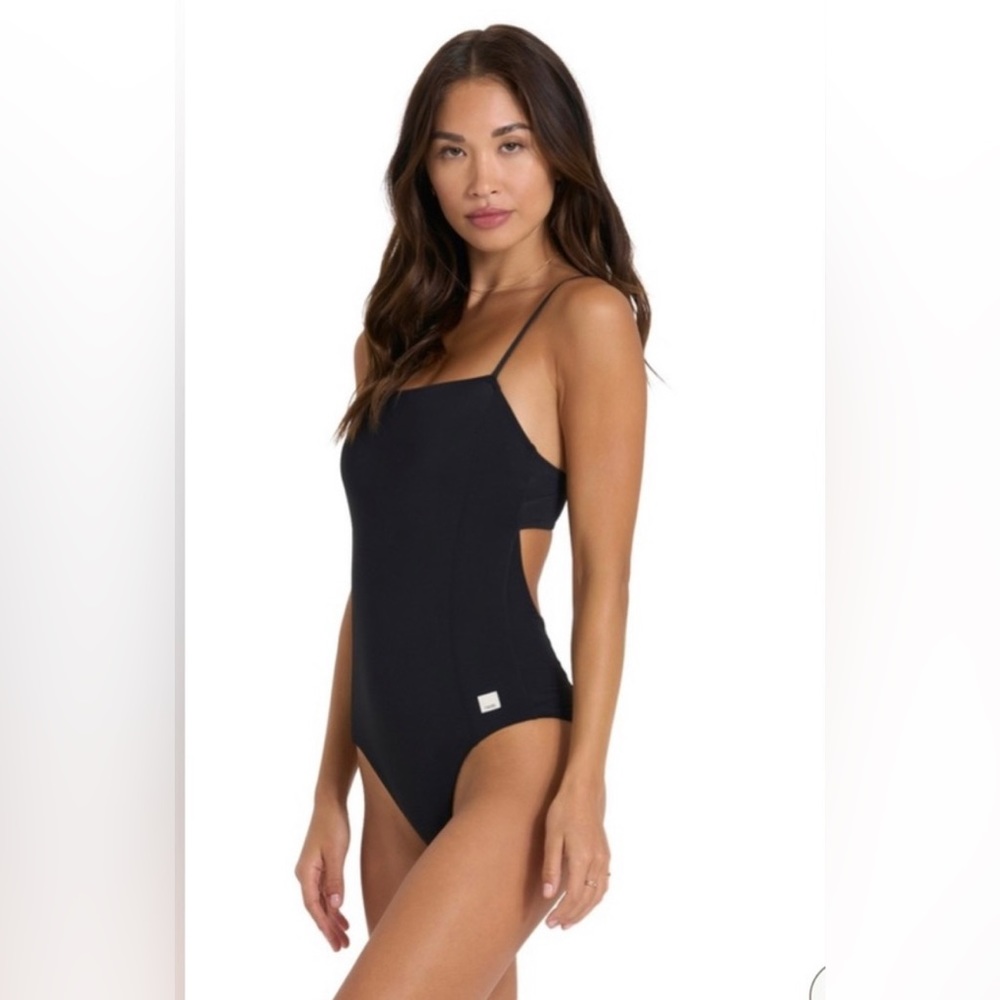 Vuori Women's Dune One-Piece Swimsuit